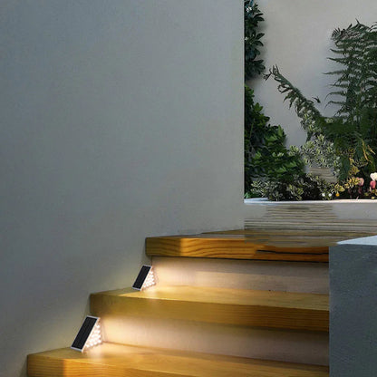 Solar Luma Stair Light